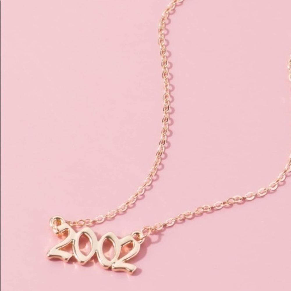 3/$30 💛 Established 2002 Necklace